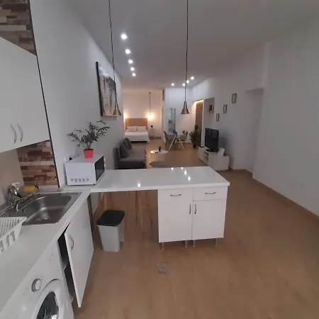 Luna De Noviembre Apartamento *